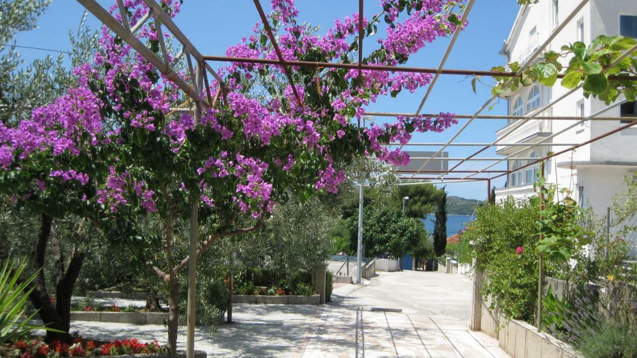 Apartments Maslina Trogir Exterior foto